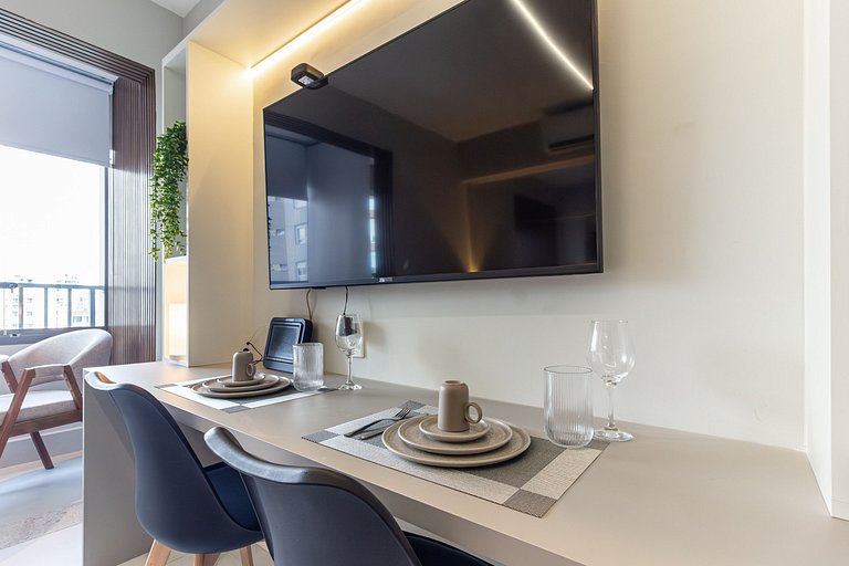 Studio Charmoso com Varanda – Próximo ao Metrô