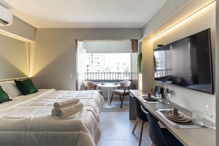 Studio Charmoso com Varanda – Próximo ao Metrô