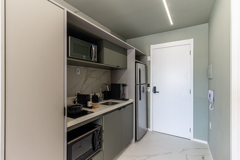 Studio Charmoso com Varanda – Próximo ao Metrô