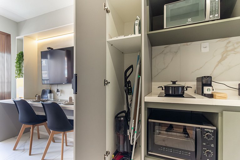 Studio Charmoso com Varanda – Próximo ao Metrô