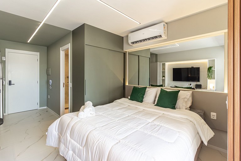 Studio Charmoso com Varanda – Próximo ao Metrô