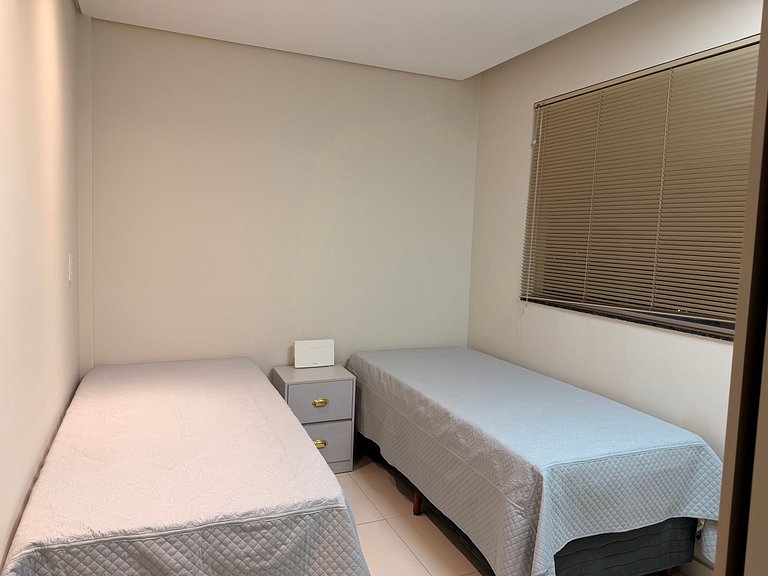 AMG301 - Apto 4 pessoas Bom Pastor perto do centro