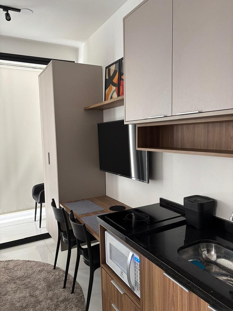 ST74 - Apto Próximo Shopping Anália Franco