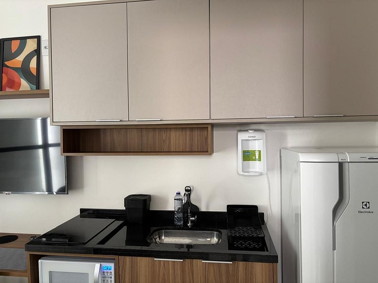 ST74 - Apto Próximo Shopping Anália Franco